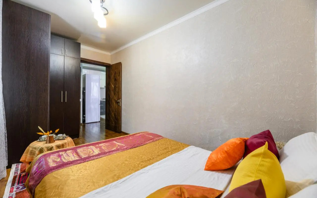 Uyutnaya Dvukhkomnatnaya Kvartira Flat