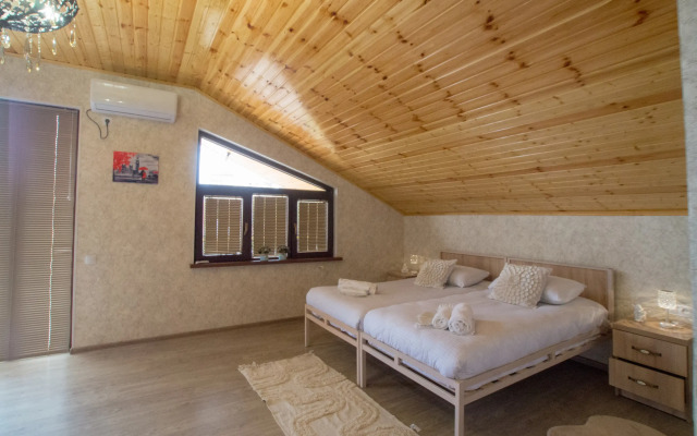 Andro House Guest House