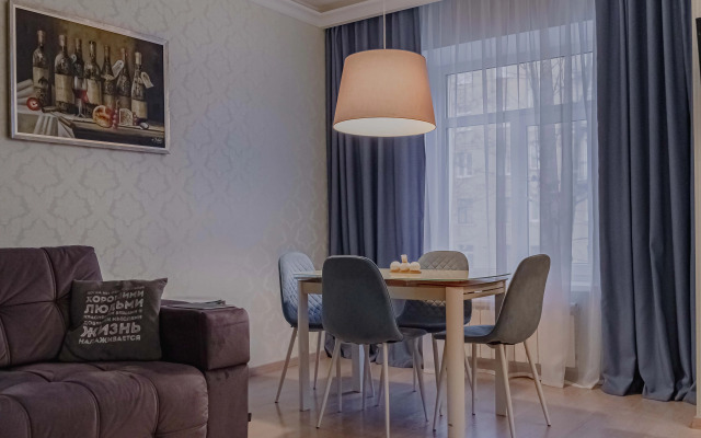 Отель Априори