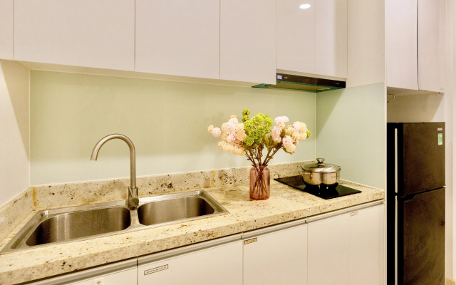 Апартаменты La Casa Nha Trang Gold Coast Tower Walk-To-Beach