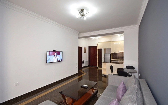 Bu944, 2-Komn. V Novostroyke Na Ul. Pavstosa Byuzanda Flat