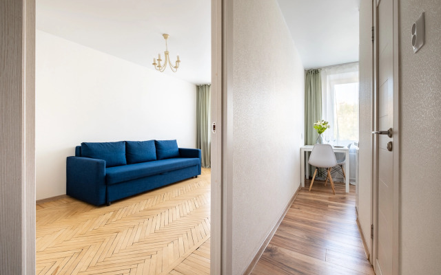 U Metro Zvezdnaya Apartments