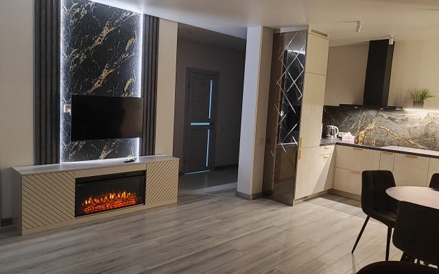 Premium Flat