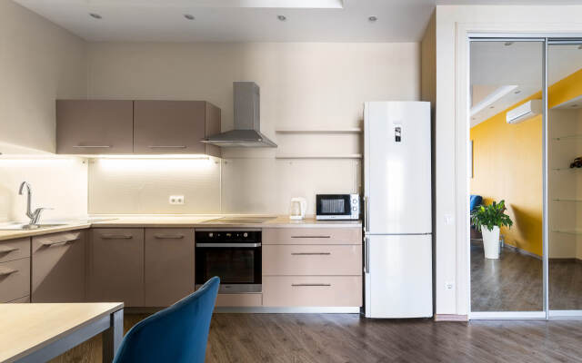 Apart Vl Na Naberezhnoy S Vidom Na More Apartments