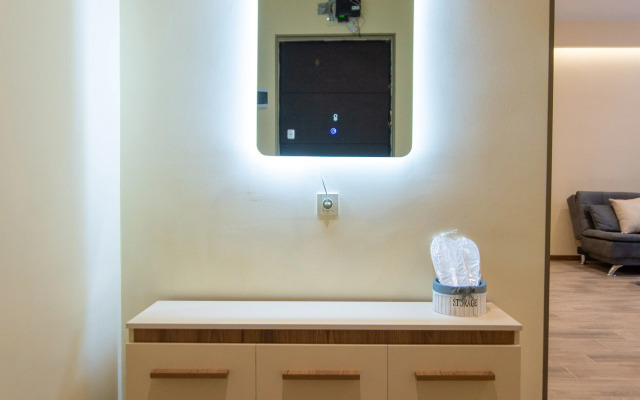 S Vidom na Reku i Gorod Apartments