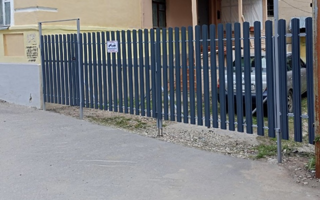 Uyutnaya v Tsentre s Parkovochnym Mestom Flat
