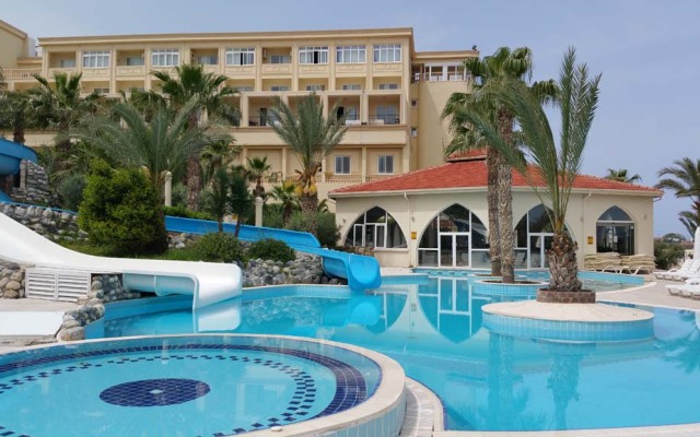 Oscar Resort Hotel