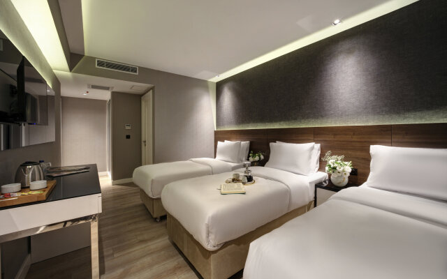 Dora Pera Hotel