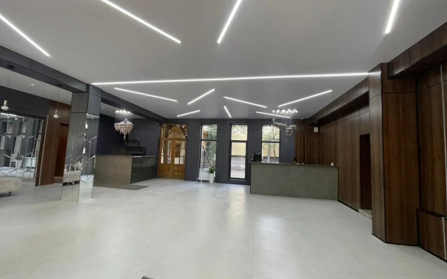 Hotel Airis Residence