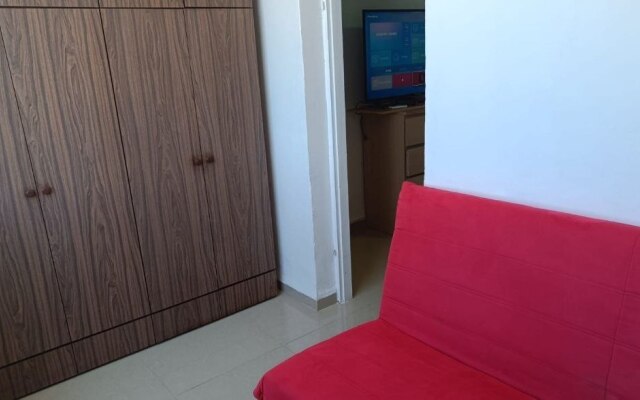 U Sredizemnogo Morya Apartments