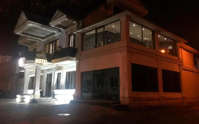 Hotel Grand GMP