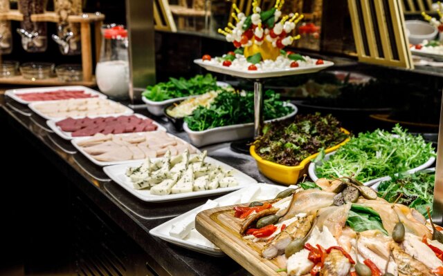 Ramada by Wyndham Istanbul Golden Horn