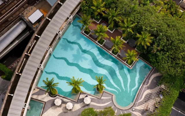 Emporium Suites By Chatrium Hotel