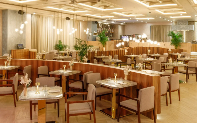 Tigre de Cristal Resort & Casino