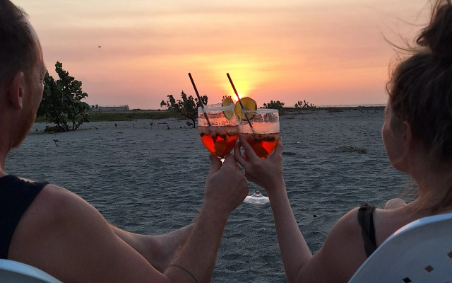 Ночлег и завтрак (B&B) Chevere Beach Hotel Frente Al Mar