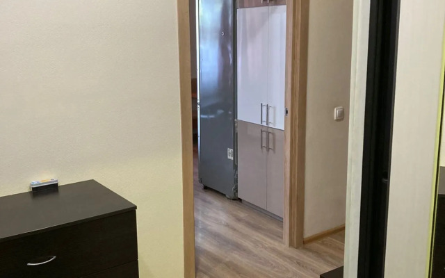 Uyutnaya S Udobnoy Lokatsiey Flat