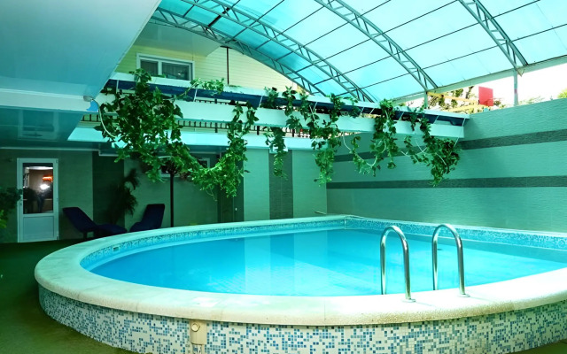 Tri Bogatyirya Guest House