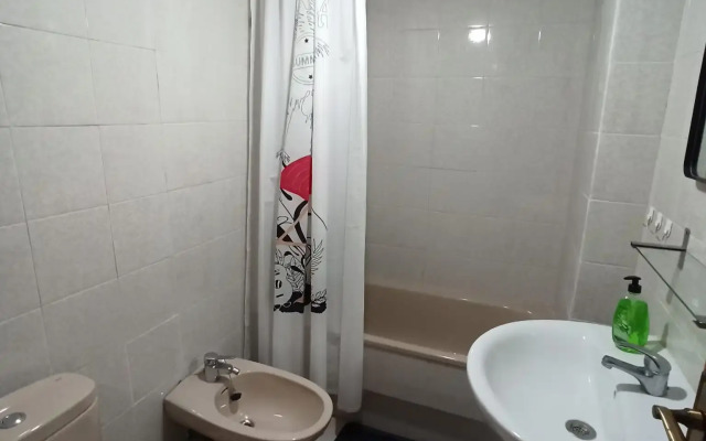 Ispaniya Uyutnaya Kvartira 200m ot Morya Apartments