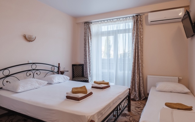 Zhaklin Mini-Hotel