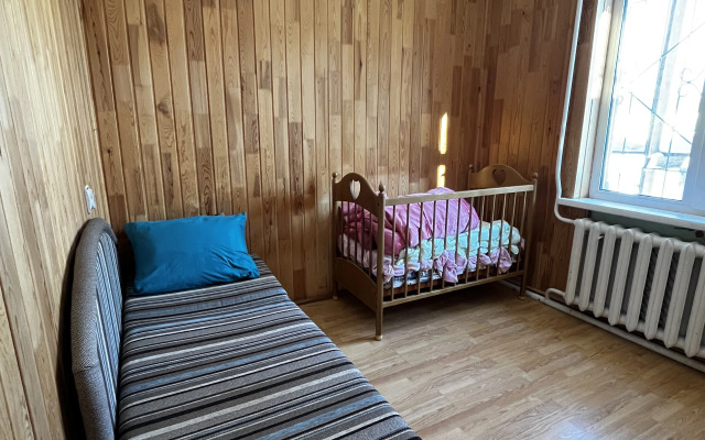 Na Gagarina 6 Private house