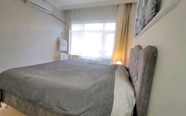 Cozy 3 Bedrooms for 7 people at  Taksim Flat