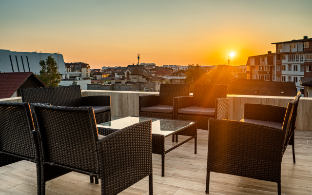 Sunset Apartment