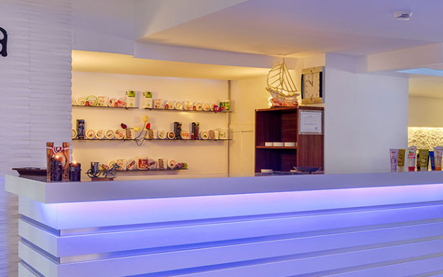 Senza Grand Santana Hotel