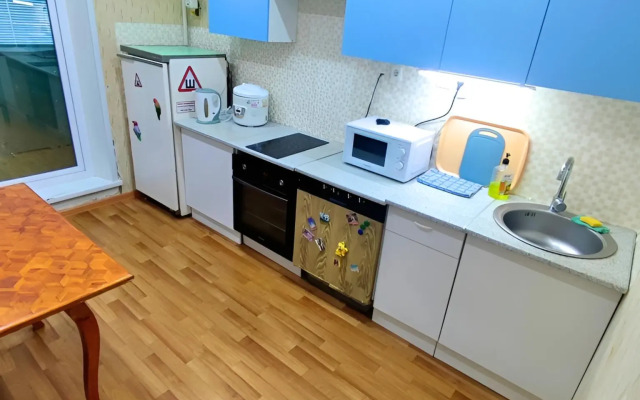 Квартира трехкомнатная  в Челнах