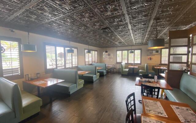 Мини Отель Melbourne All Suites