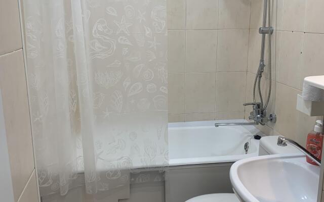 Prekrasnaya Studiya V Samom Centre Goroda Tyumeni 50 Let VLKSM 13/3 Flat