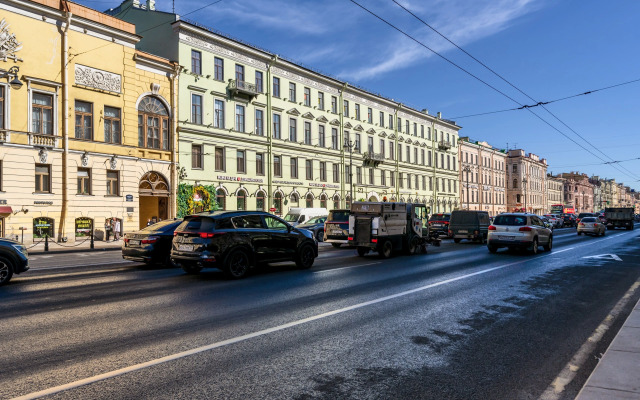 Квартира в Центре Санкт-Петербурга Невский 88