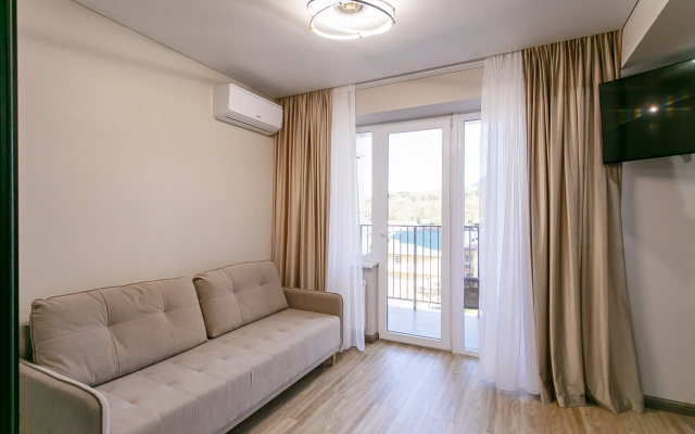 Апартаменты у моря с панорамными окнами 118к5