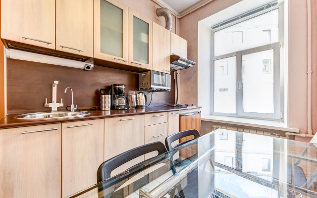 Апартаменты у Дворцовой площади на Невском 11