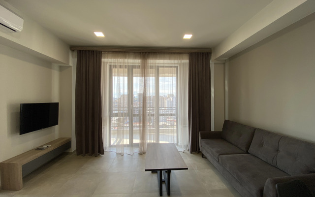 S Sovremennym Dizaynom Na Ulitse Kokhbatsi, Ko1617 Flat