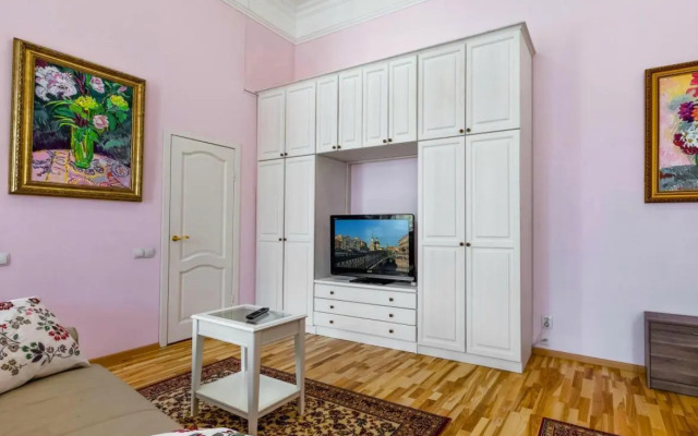 Квартира на набережной реки Фонтанки 32/1