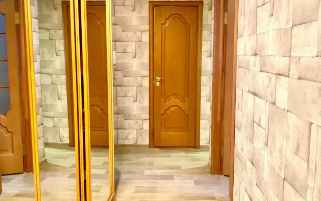 Dvukhkomnatnaya Okolo Gornogo Vozdukha Apartments