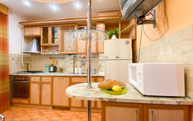 Apartamenty Scast'e zit' v centre Sevastopola