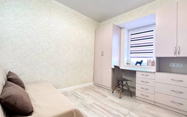 V razvitom zhilom rayone Flat