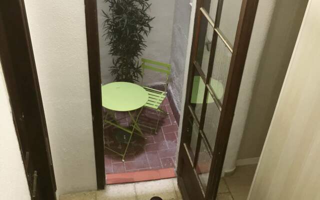 Apkeys Sarria Apartments