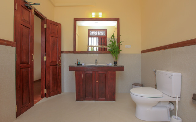 South Point Ocean 8 bedroom beach front Villa