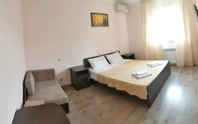 Na Ostrovskogo 52 Guest house