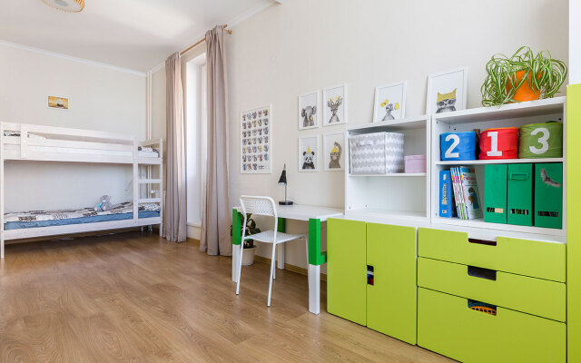Semejnyie Apartments