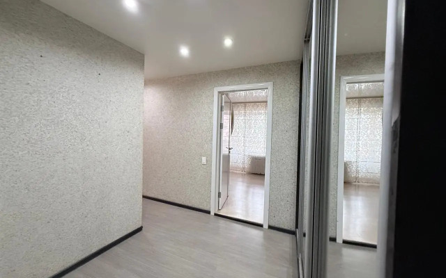 Двухкомнатные Апартаменты Sutki VIP на Кулакова 3