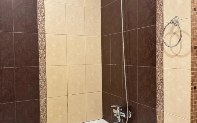 Dlya Bolshoy Kompanii Flat