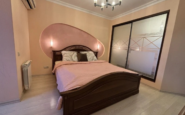 V Rayone Goroda Verkhnie Pechery Flat