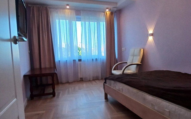 Lyuks v Tsentre Kaliningrada Flat