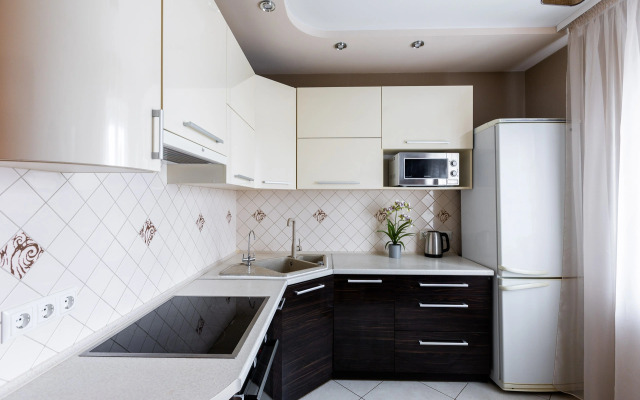 Stilnye v rayone Lebyazhiy Apartments