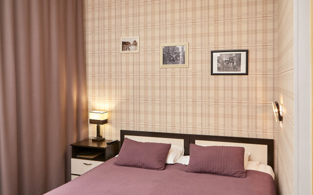 Apriori Hotel