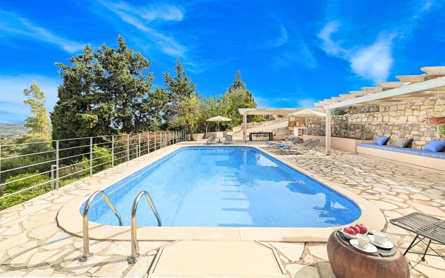 Вилла Chrysallis Heated Pool