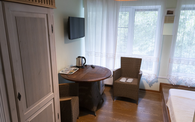 Zolotoj  Gus' Guest House